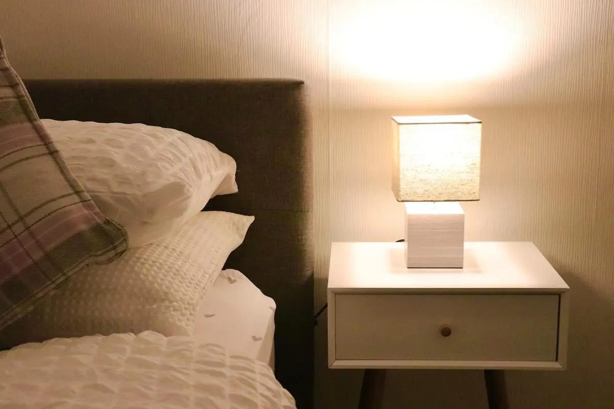 Entire Family Vacation Home . Wifi . Free Parking Λιντς 0*,  Ηνωμένο Βασίλειο